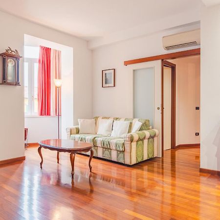 Ferienwohnung Residenza Edvige - Italian Homing Verona Exterior foto